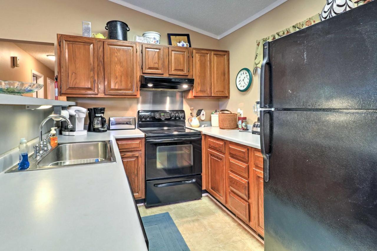 Lakefront Cottage With Private Hot Tub! Buckhead Exterior photo